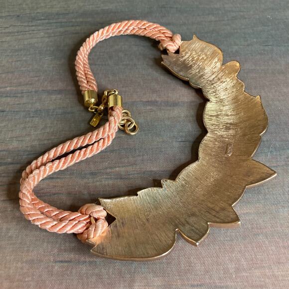 0023 Vintage 80s Monet Corded & Enameled Spring Floral Necklace Book Piece VG - Picture 4 of 8